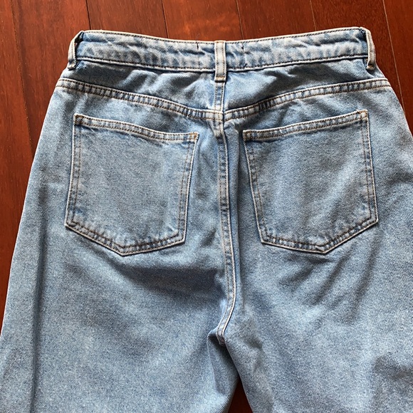 ASOS design petite mom jeans - Picture 5 of 6